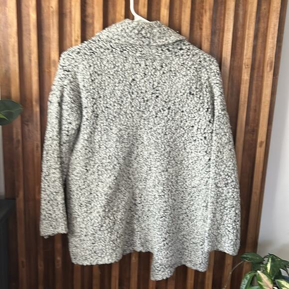 Vince Collared‎ Buttoned Front Sweater Jacket. XS - Picture 3 of 14